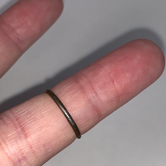 Sterling Silver Thin Plain Band Ring, Size 3 - Picture 6 of 9